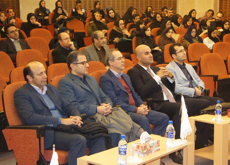 برگزاری همایش کارآفرینی جهش در تالار حمکت دانشگاه گیلان با حضور مدیر کل آموزش فنی و حرفه ای